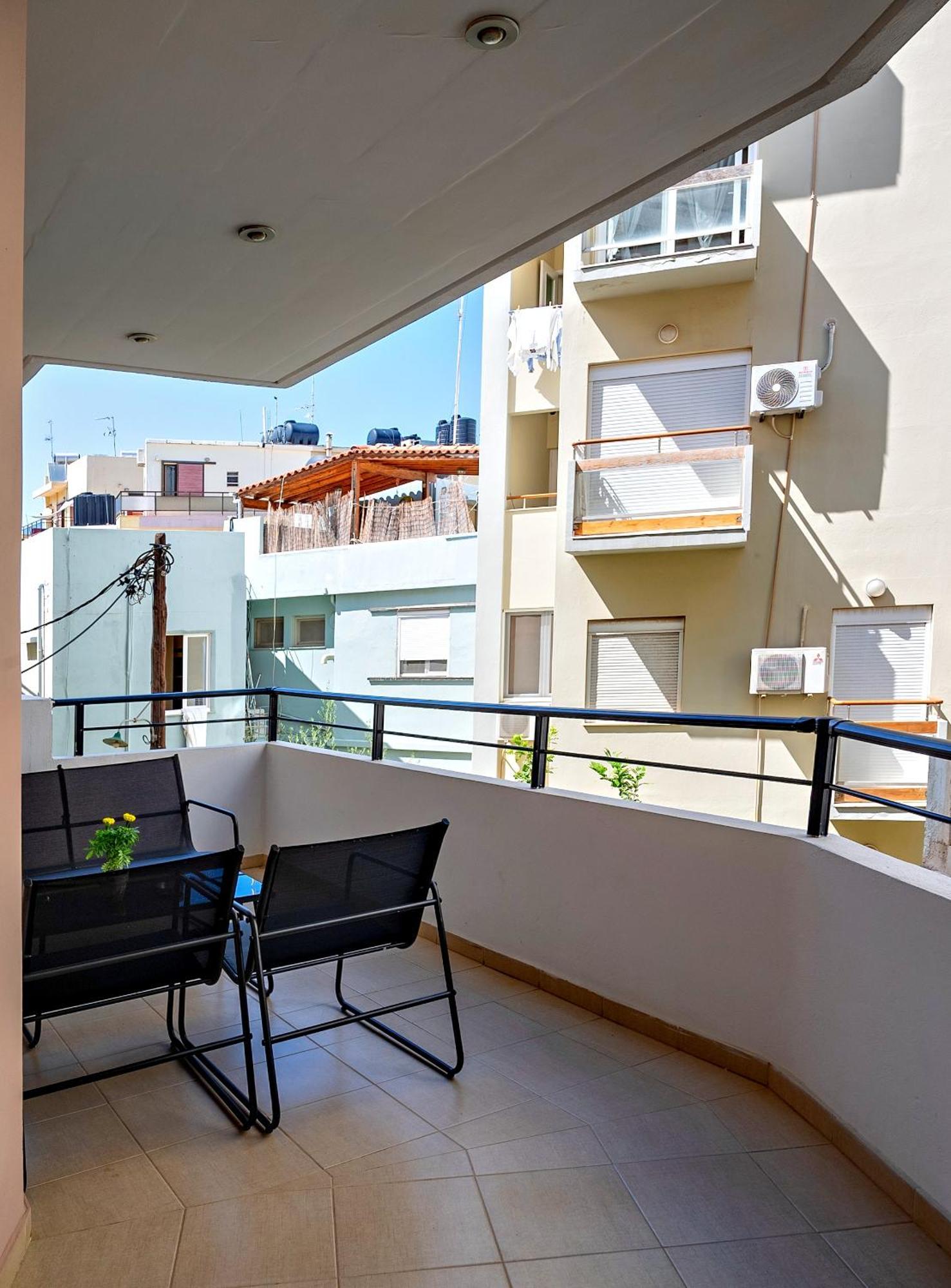 Xperience Central Apartments Ираклио Екстериор снимка