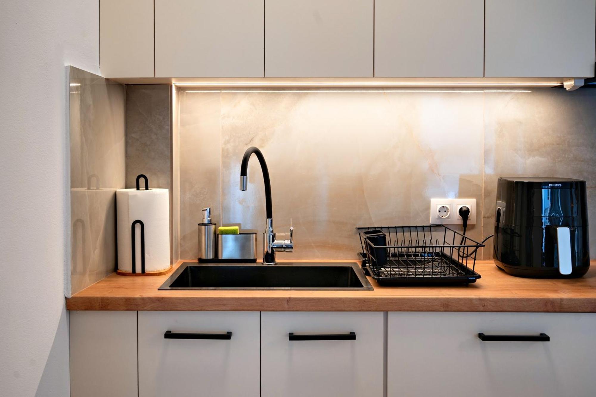 Xperience Central Apartments Ираклио Екстериор снимка