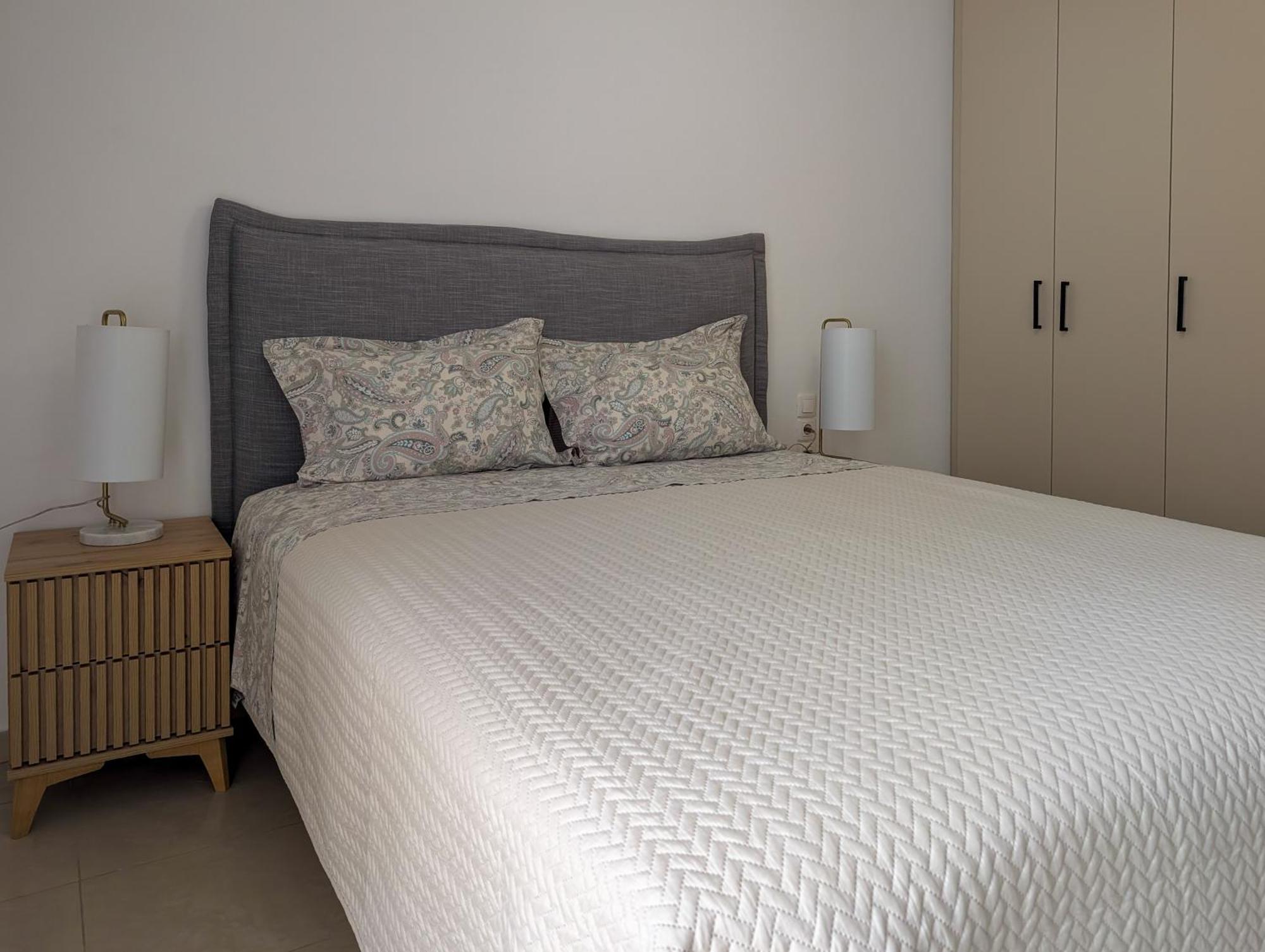 Xperience Central Apartments Ираклио Екстериор снимка