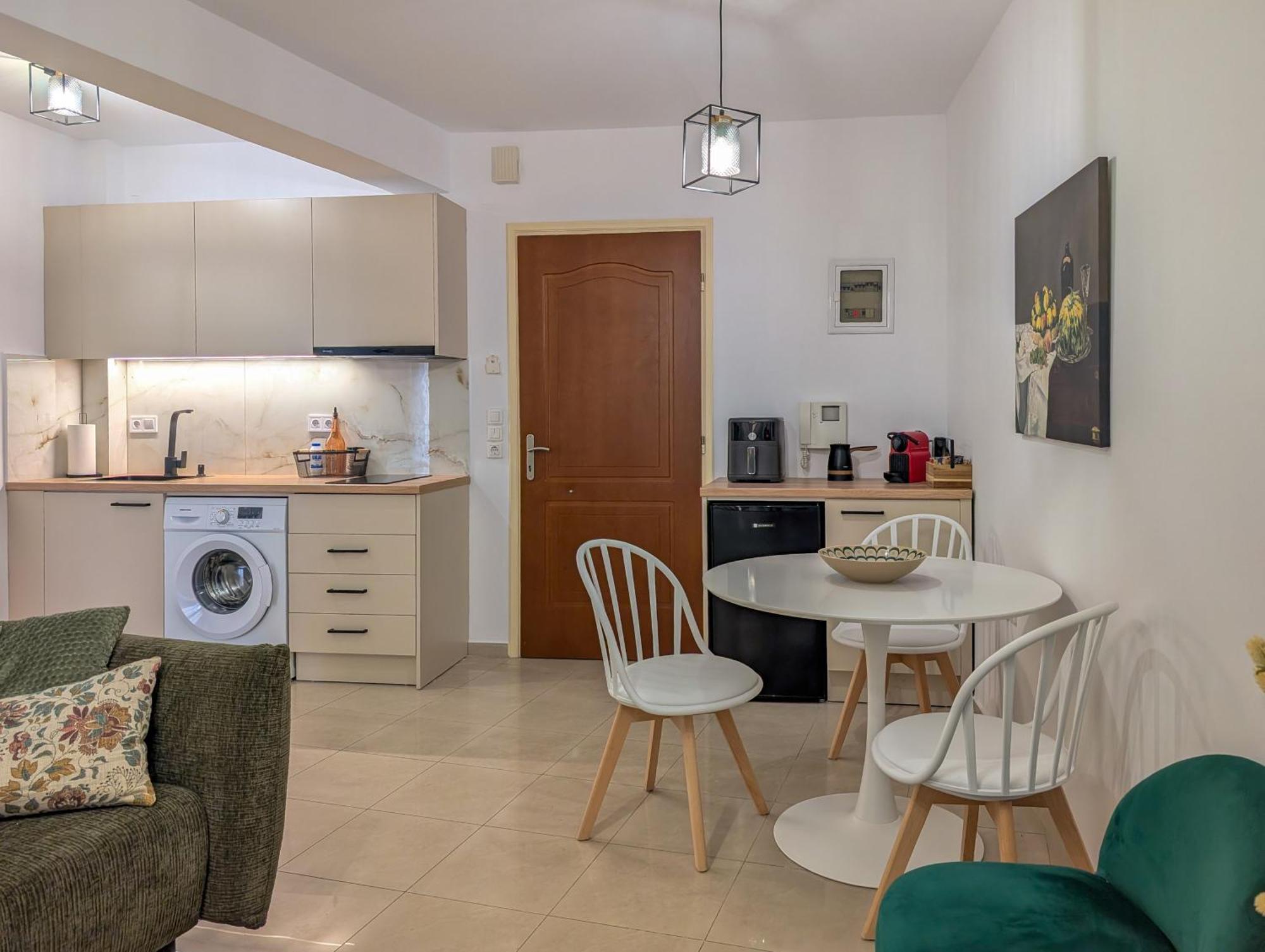 Xperience Central Apartments Ираклио Екстериор снимка
